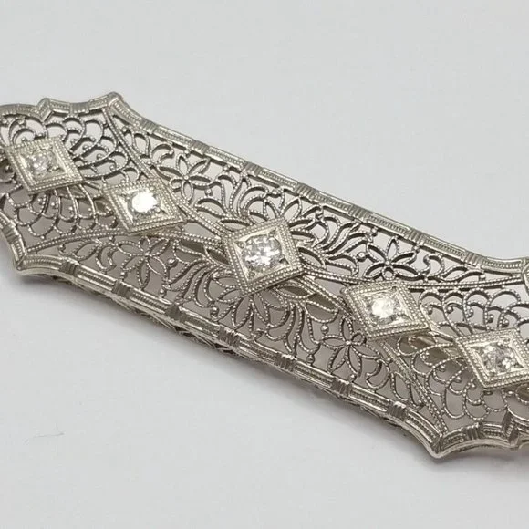 Beautiful Vintage 14K Karat Solid White Gold Designer Brooch With Diamonds
